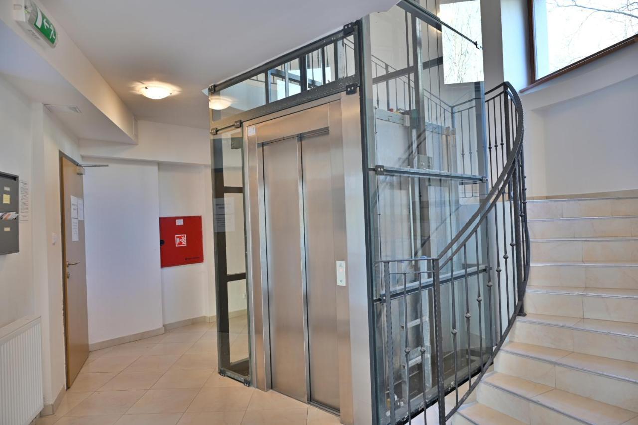 Krizikova 4 Apartamento KLV Exterior foto